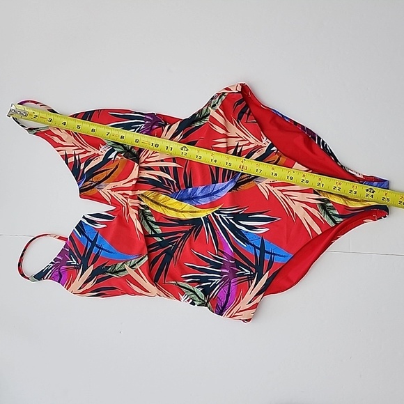 One Piece Bathing Suit Strappy Back Red Multi Tropical Floral Print Size  S/M - Picture 14 of 15